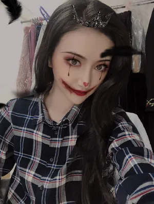景甜万圣节鬼怪妆自拍图片_2