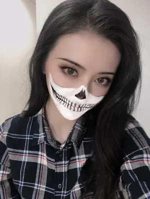 景甜万圣节鬼怪妆自拍图片_9