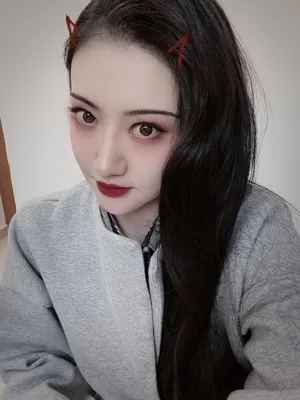 景甜万圣节鬼怪妆自拍图片_12