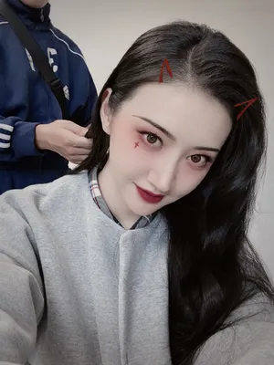 景甜万圣节鬼怪妆自拍图片_14