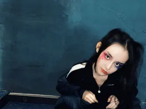 蒋依依万圣节小丑妆写真图片