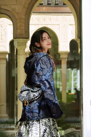 angelababy摩登潇洒写真图片
