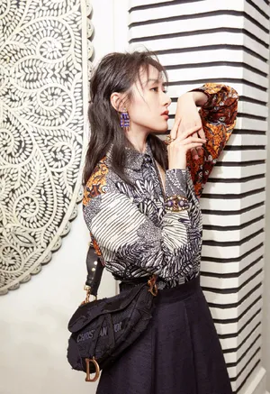 袁冰妍复古率真写真图片_3