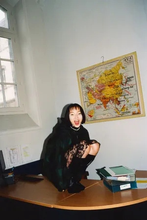 雎晓雯时尚封面大片写真图片_9
