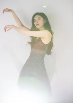 宋妍霏甜美性感综艺图片_5