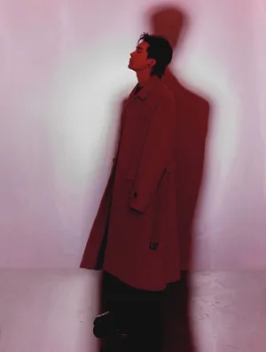 易烊千玺光影大片写真图片_2