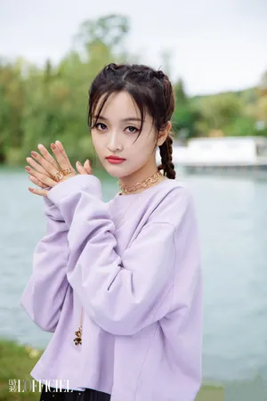 吴宣仪粉色纱裙优雅写真图片_6