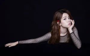 陈昊宇性感俏丽写真大片_5