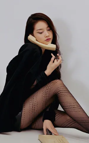 孙伊涵性感妩媚写真图片_2