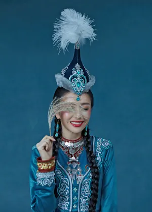 佟丽娅民族风造型写真图片_4