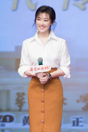 菅纫姿清爽大气写真图片_7