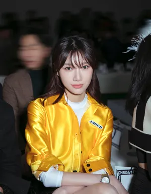 李斯羽性感靓丽写真图片