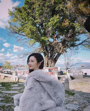 景甜温暖甜美户外写真图片_2