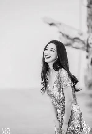 朱珠优雅性感写真图片