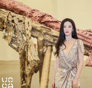 朱珠优雅性感写真图片_7