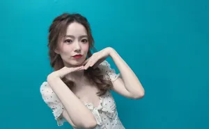 陈卓璇俏皮可爱生活照图片