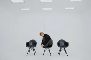 朱正廷男人风尚LEON封面写真_3
