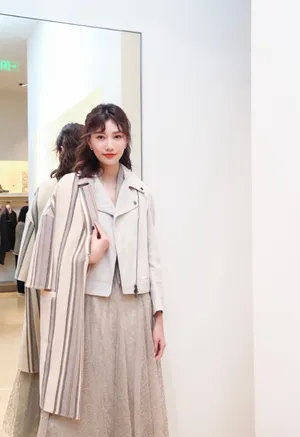 李斯羽温婉柔情写真图片_8