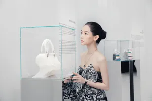 王子文迪奥活动照性感图片_10