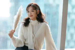 王一菲温婉迷人写真图片_2