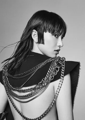 黄灿灿性感妩媚写真图片_3