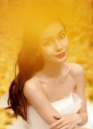 angelababy初冬落叶大片写真图片_2