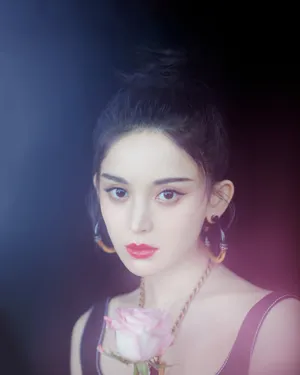 古力娜扎牛仔裙性感写真图片_8