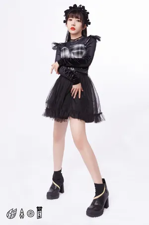 火箭少女101双11晚会酷飒写真图片_5