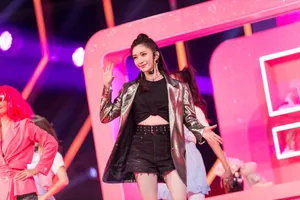 江疏影摩登动感写真图片_5