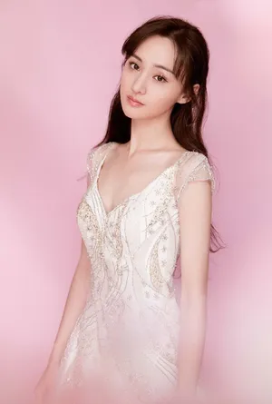 郑爽优雅灵动写真图片