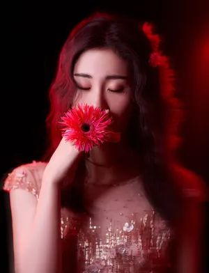 张碧晨双11狂欢夜魅力性感图片_5