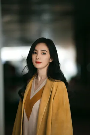 杨幂时尚养眼写真图片_3