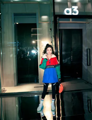 杨幂时尚潮流甜酷写真图片_2