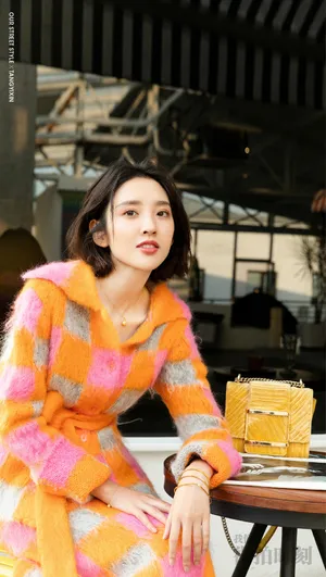 唐艺昕温柔甜美写真图片_2