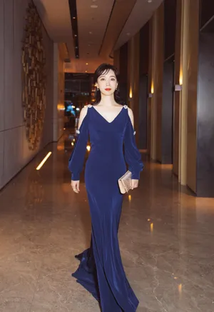 陈数优雅曼妙身姿活动图片_3