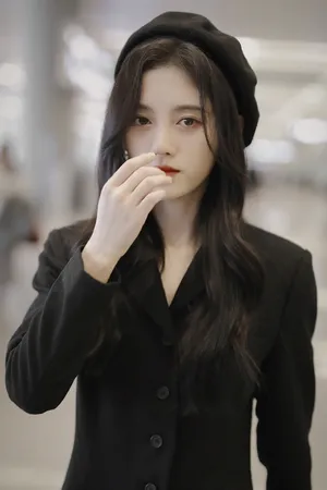 鞠婧祎酷美性感街拍照图片_7