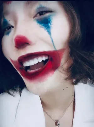 王珞丹小丑妆容自拍图片_8