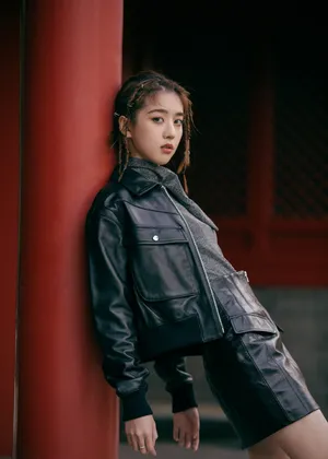 李凯馨酷美皮衣写真图片_5