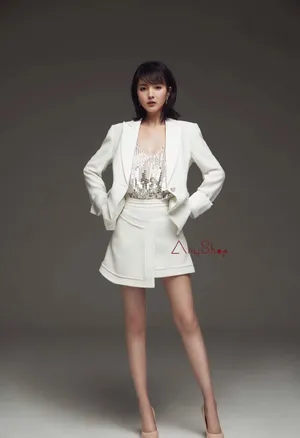 程小蒙职业女性造型性感图片