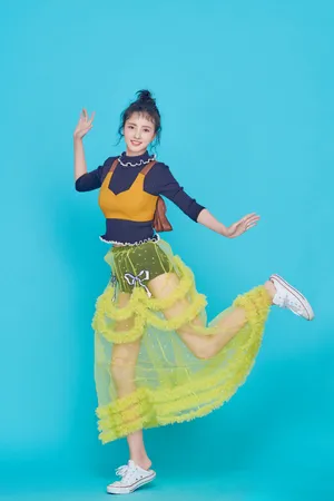 美女明星程小蒙唯美养眼写真图片