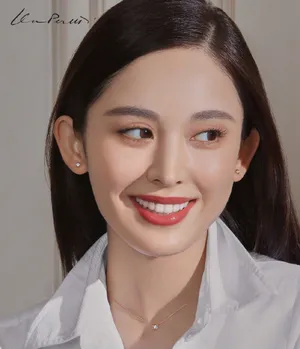 古力娜扎优雅知性写真图片_2