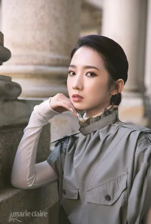 孟美岐时尚米兰街拍写真图片_8