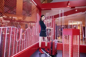 吴谨言优雅干练活动照图片_7
