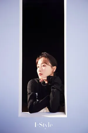 叶青酷黑文艺写真图片_1