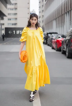 李斯羽时尚养眼街拍图片_1