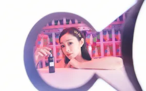宋轶白裙性感优雅写真图片_5