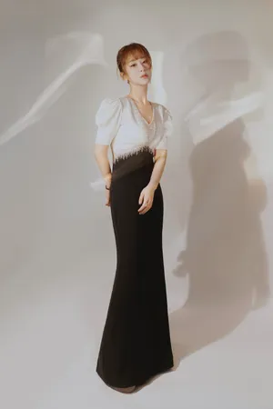 杨紫芭莎明星慈善夜写真图片_5