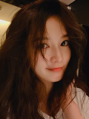 李沁俏皮私服自拍照图片_7