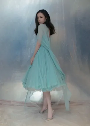 倪妮芭莎明星慈善夜性感迷人写真_8
