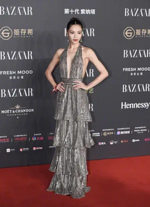 钟楚曦性感摩登魅力写真图片_4